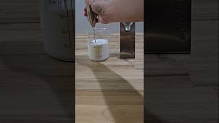 Aerolatte Handheld Milk Frother [upl. by Herra]